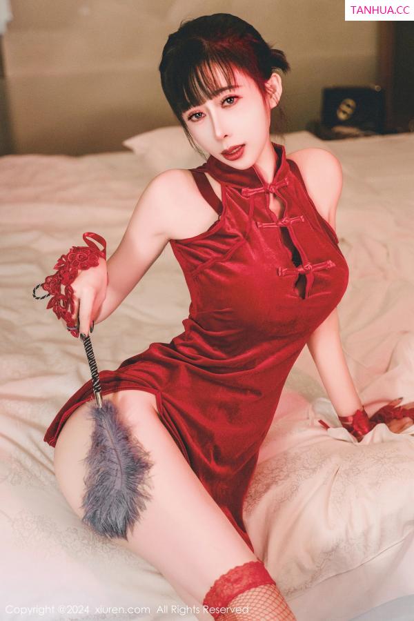 [XiuRen]高清写真图 2024.02.01 No.8047 宝宝甜 新人旗袍